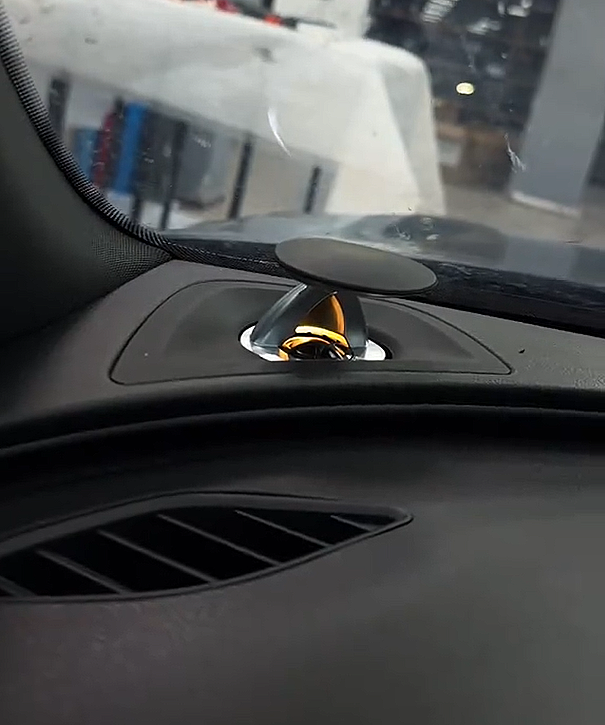 Audi A6 C7 Yükselen Tweeter, Trimli Ambiyans, Kör Nokta Uyarı Sistemi Uygulaması - 1