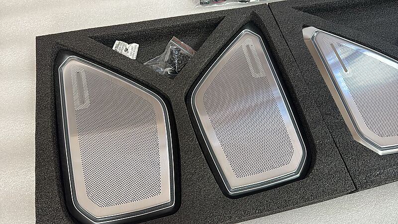 Audi A6L Speaker Kapak Işıklı (19-24) - 3