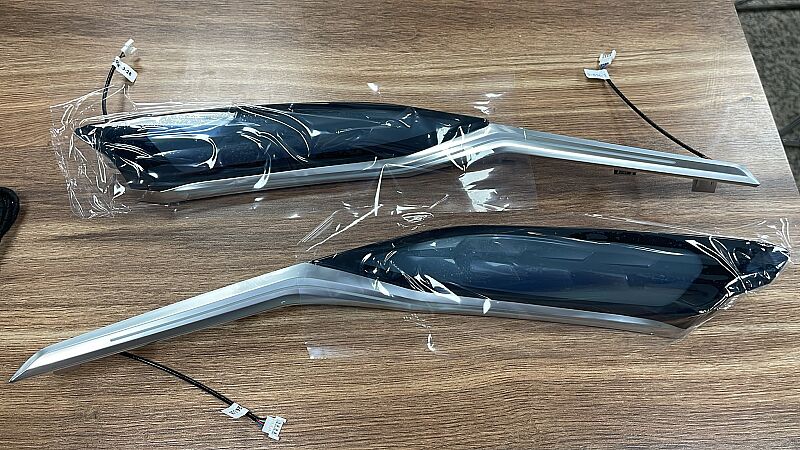BMW 2 Serisi G42 3 Serisi G20 4 Serisi Kristal Işıklı Vites Kenarları  - 1