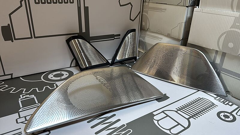 Bmw F10 Işıklı Tweeter  ve Hoparlor Kapak Seti - 1