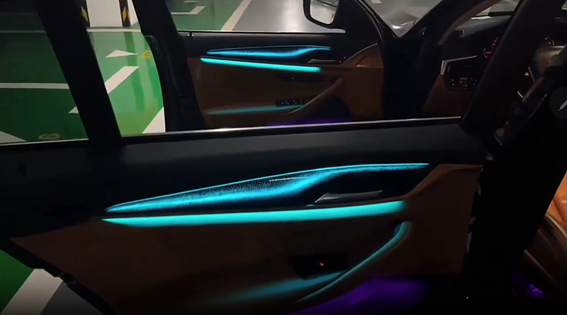 BMW G30 G38 Kapı Trimleri ve Ambiyan Şeritli Rainbow İç Ambiyans Aydınlatması - 3