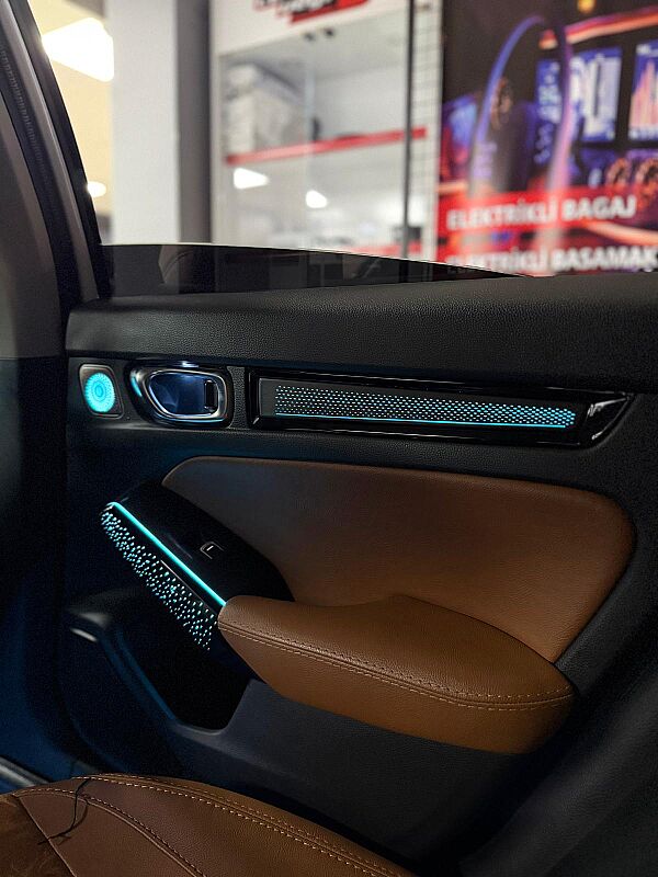 Honda Civic FE Piano Black Rainbow Trimli İç Ambiyans Aydınlatması - 2