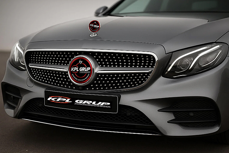 Mercedes E Class W213 Diamond Grille Silver Panjur - 2