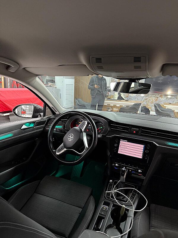 Passat B 8.5 Carbon Trimli İç Ambiyans Aydınlatması - 6