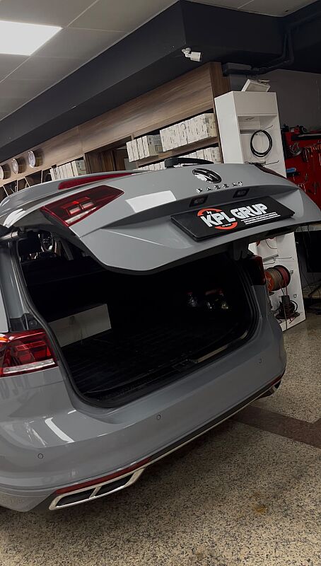 Passat B8 Variant Otomatik Bagaj ve Kör Nokta Uyarı Sistemi Uygulaması - 1