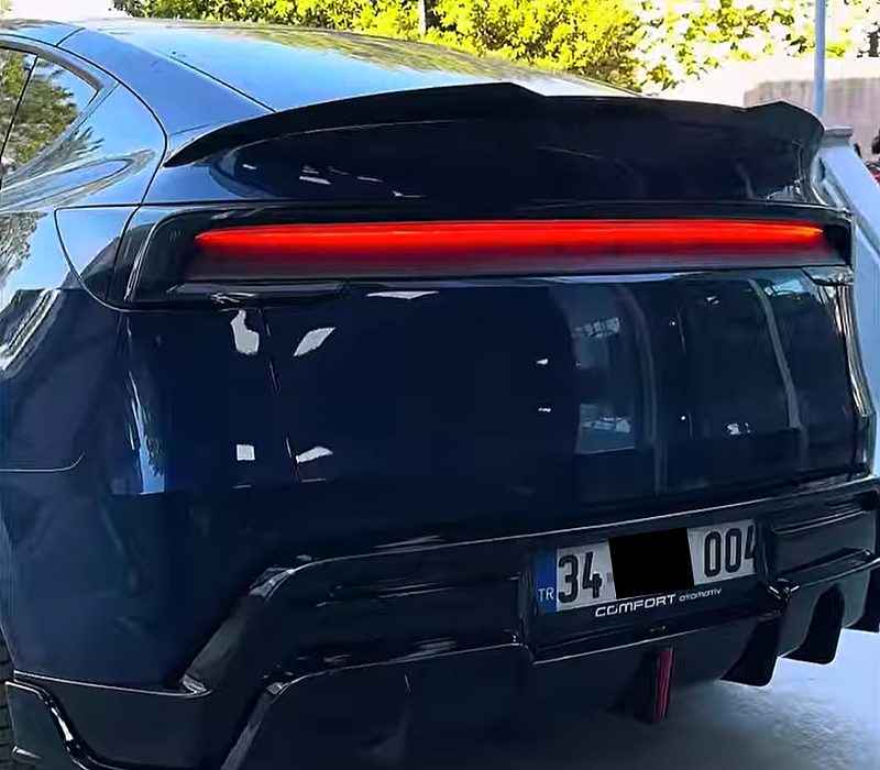 Tesla Juniper Tek Açılır Tavan Perdesi ve Bodykit Uygulaması - 3